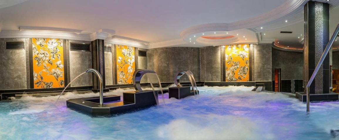 Hôtel pour 2 personnes, avec piscine et jardin, animaux acceptés