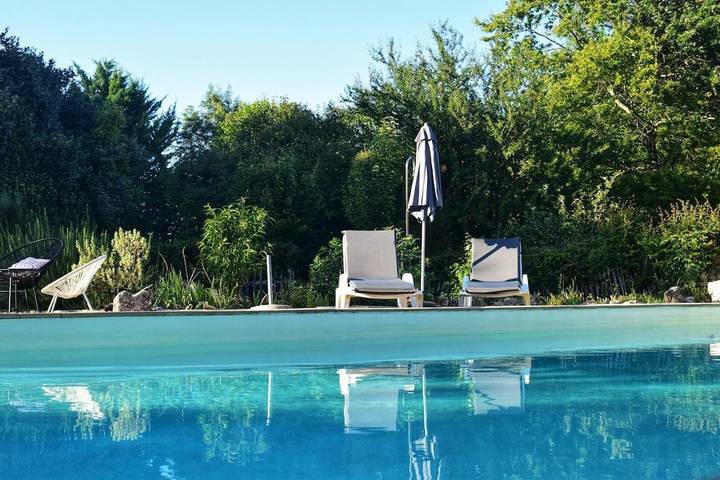Location de vacances pour 14 personnes, avec jardin et piscine à Sainte-Sabine-Born - 3