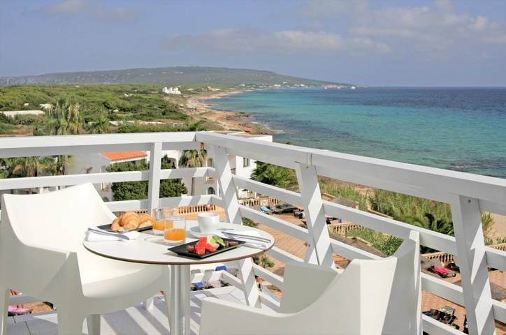 Hôtel pour 2 personnes, avec piscine et jardin dans Playa Migjorn Formentera - 4