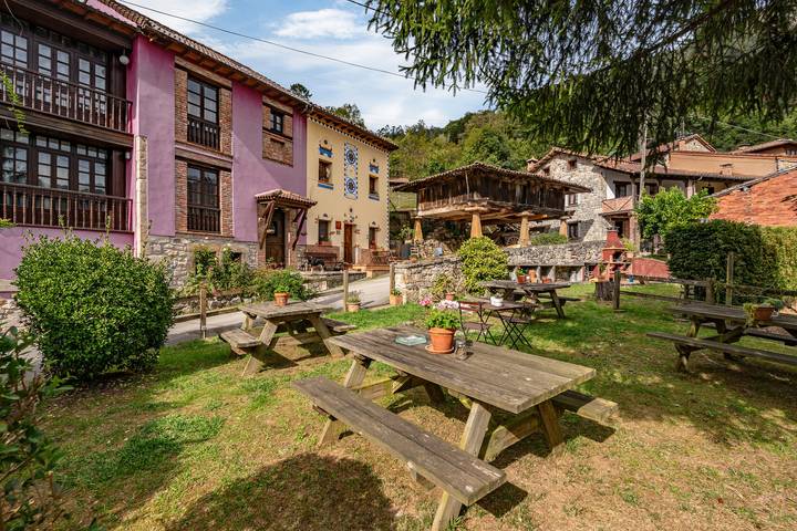 Ferienwohnung für 3 Personen, mit Balkon und Garten - 1
