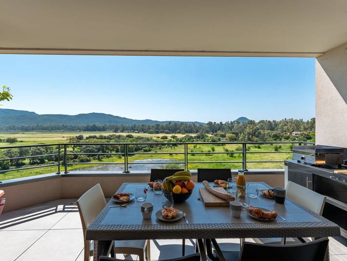 Gîte pour 6 personnes, avec terrasse à Porto-Vecchio - 2