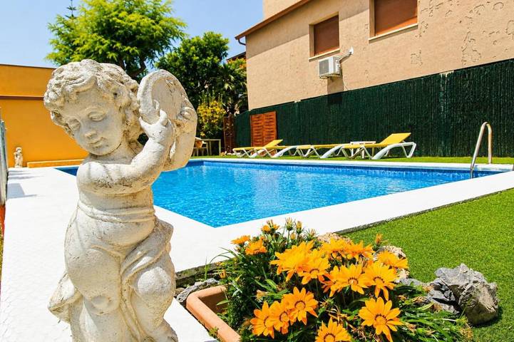 Holiday apartment for 5 people, with pool and garden - 1