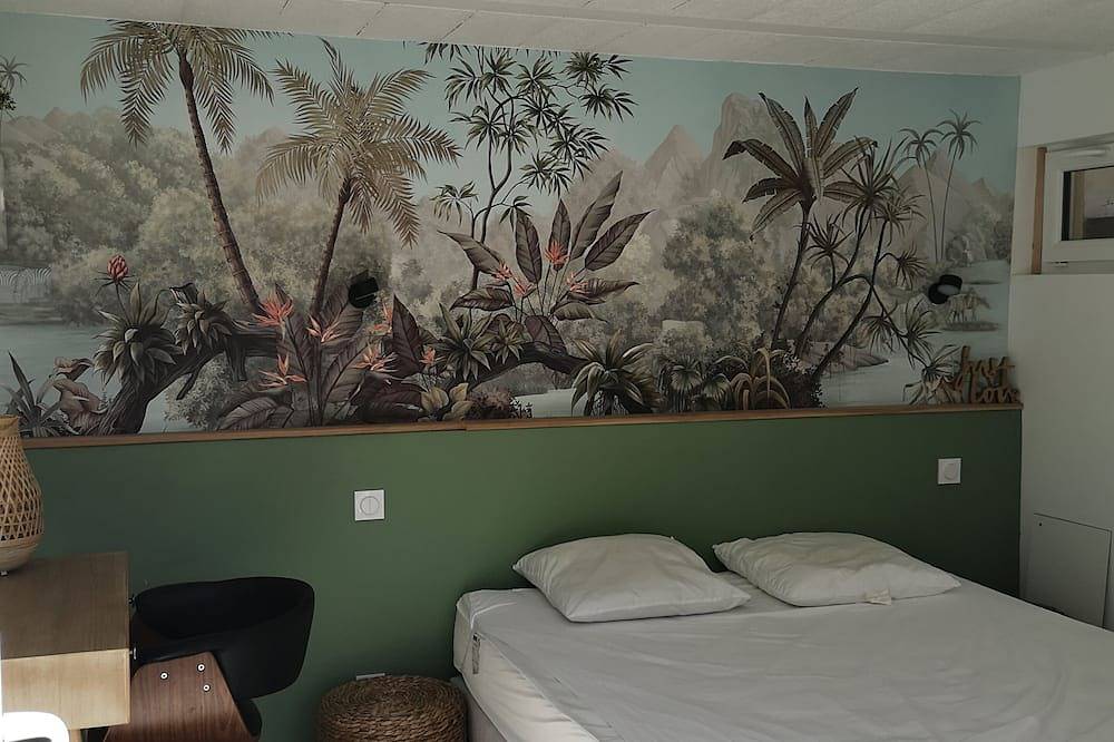 Entire apartment, Quiet room/Studio, 25min from Cassis or Aix en Provence in Roquevaire, Marseille region