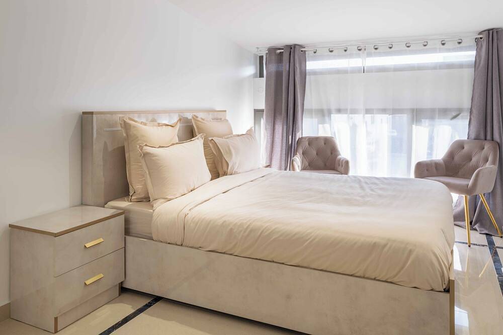 30 minutes from Paris I Luxury Villa 11 in Osny, Val-d'Oise