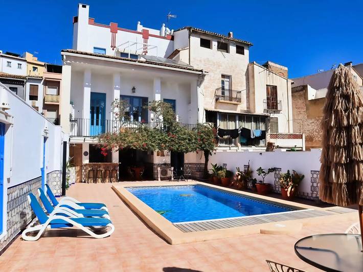 Chalet para 16 personas, con jardín en Valle de Guadalest