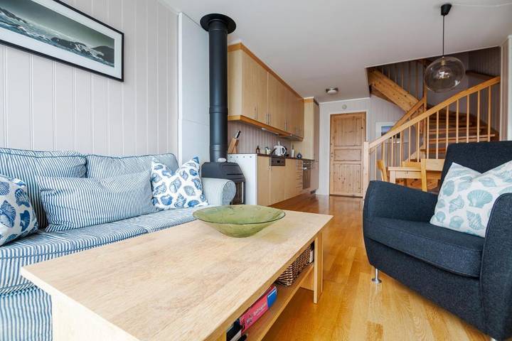 Chalet für 4 Personen, mit Balkon und Ausblick auf den Lofoten