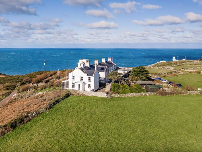 Vacation rental for 8 people, with Yard in Cornwall
