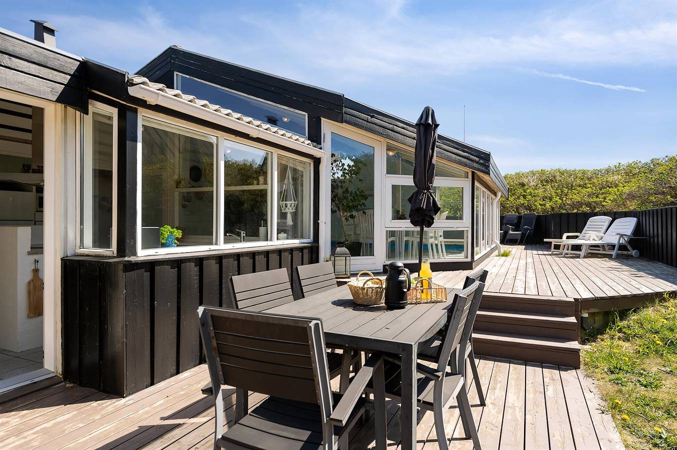Feriehus for 10 personer med terrasse in Blokhus, Jammerbugt