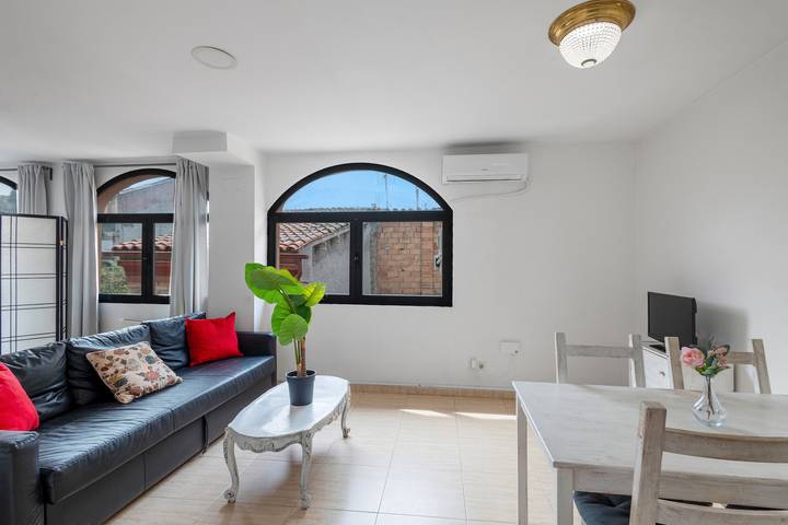 Gîte pour 2 personnes, avec balcon dans Bages - 2