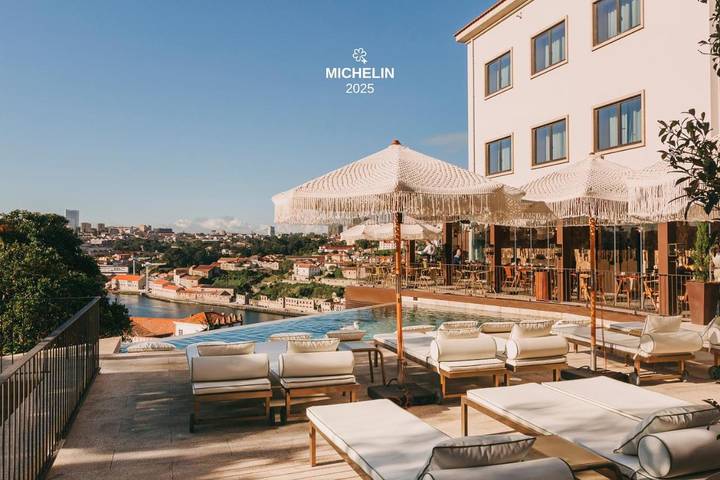 Hôtel pour 2 personnes, avec sauna ainsi que jardin et piscine