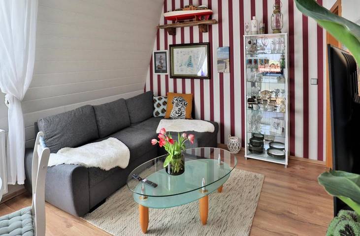 Ferienwohnung für 6 Personen, mit Whirlpool und Garten in Sonneberg