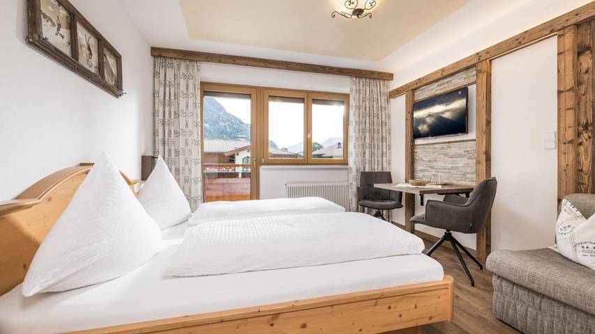 Ferienwohnung für 2 Personen, mit Ausblick und Garten sowie Balkon, mit Haustier in Reith im Alpbachtal - 4