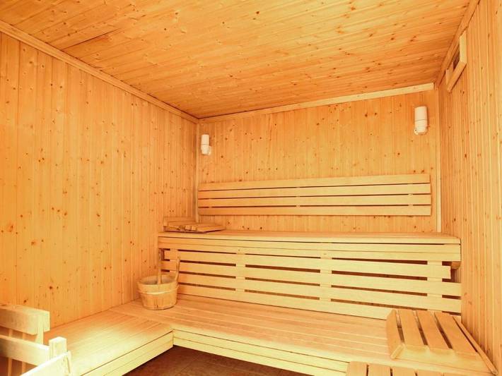 Gîte pour 6 personnes, avec Balcon ainsi que Piscine et Sauna dans Office De Tourisme De Notre Dame De Bellecombe - 4