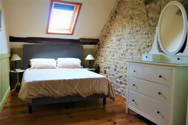Location de vacances pour 6 personnes, avec piscine ainsi que jardin et jacuzzi, animaux acceptés à Néhou - 2