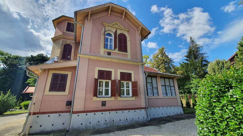 Gîte pour 8 personnes, avec jardin dans Koroshegy - 3