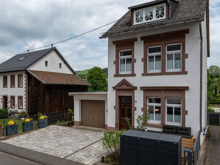 Ferienhaus für 4 Personen, mit Terrasse und Garten sowie Sauna in Mürlenbach