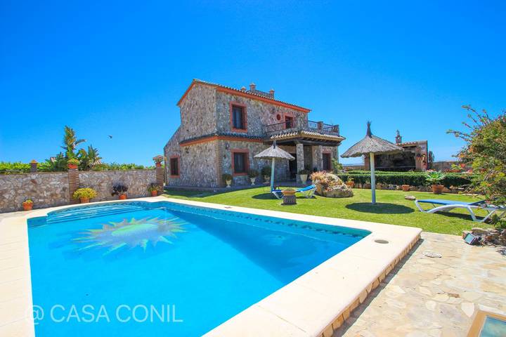 Chalet para 8 personas, con jardín y piscina, Se admiten mascotas en La Janda - 3