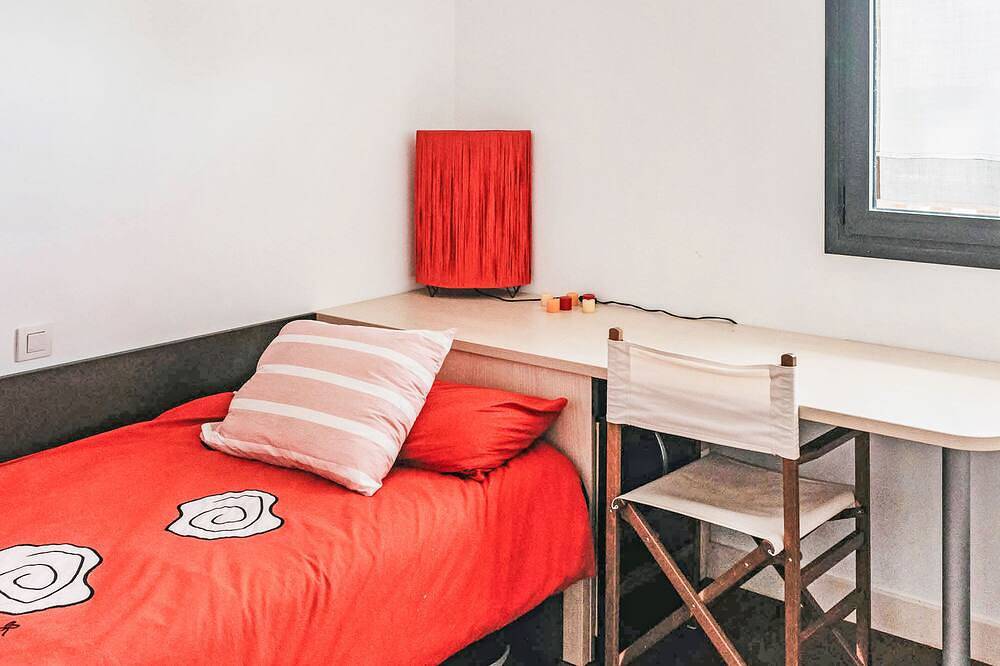 Ganze Wohnung, Apartment Ferreries with heated swimming pool, garden, Wifi, equipped kitchen in Saillagouse, Parc naturel régional des Pyrénées catalanes