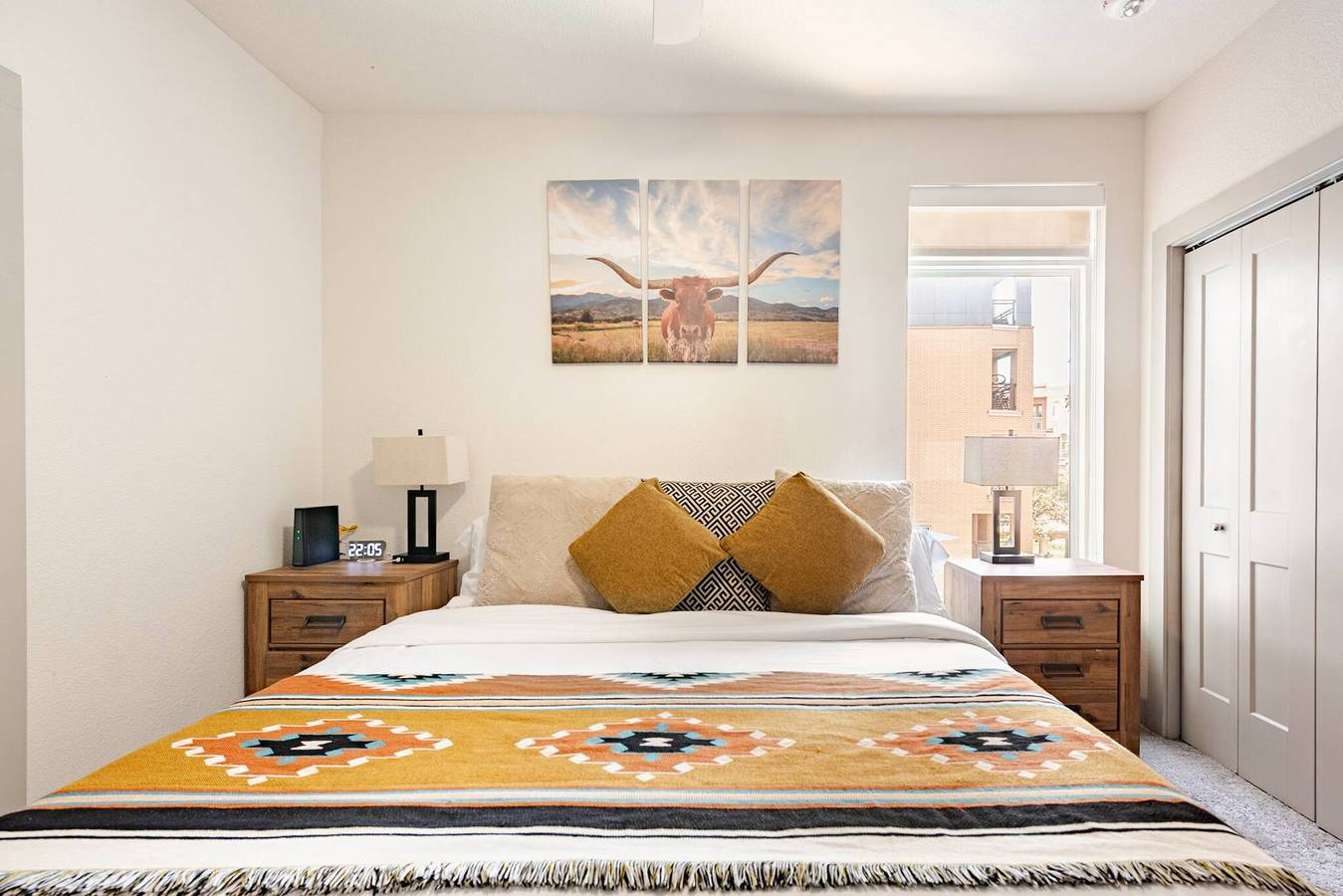 Apartamento vacacional entero, Condominio con vista a la piscina y al paseo del río • Mascotas y estacionamiento gratuito in San Antonio, Condado de Bexar