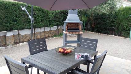 Casa rural para 6 personas, con jardín y terraza en Montroig