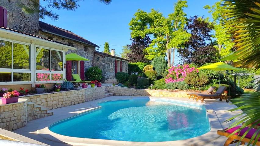 Maison d’hôte pour 3 personnes, avec jardin et piscine