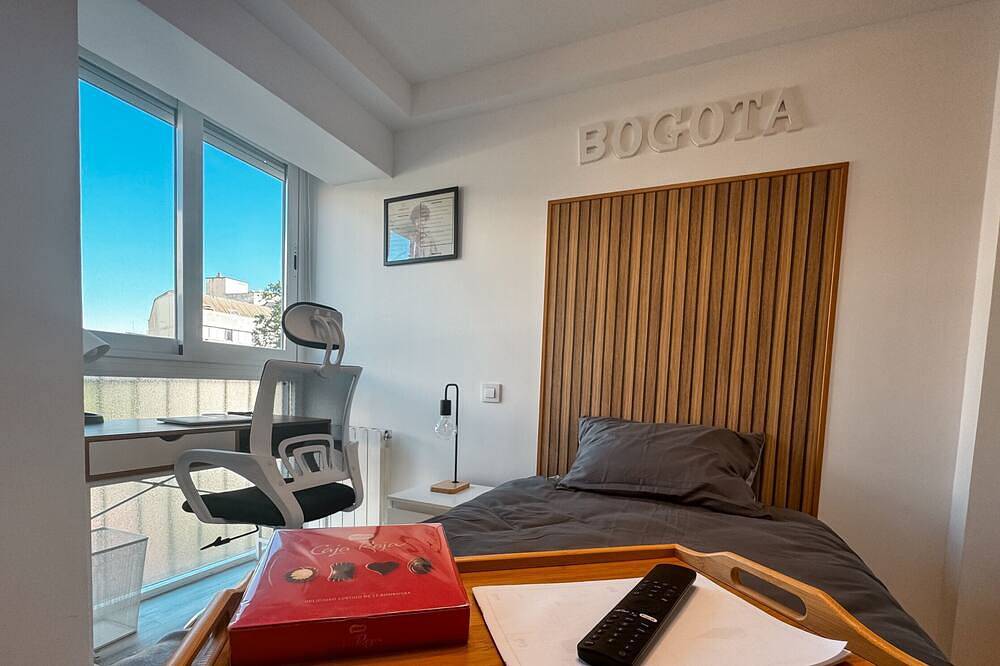 Bogota: perfect room to live and share in Madrid in Madrid, Madrid Province