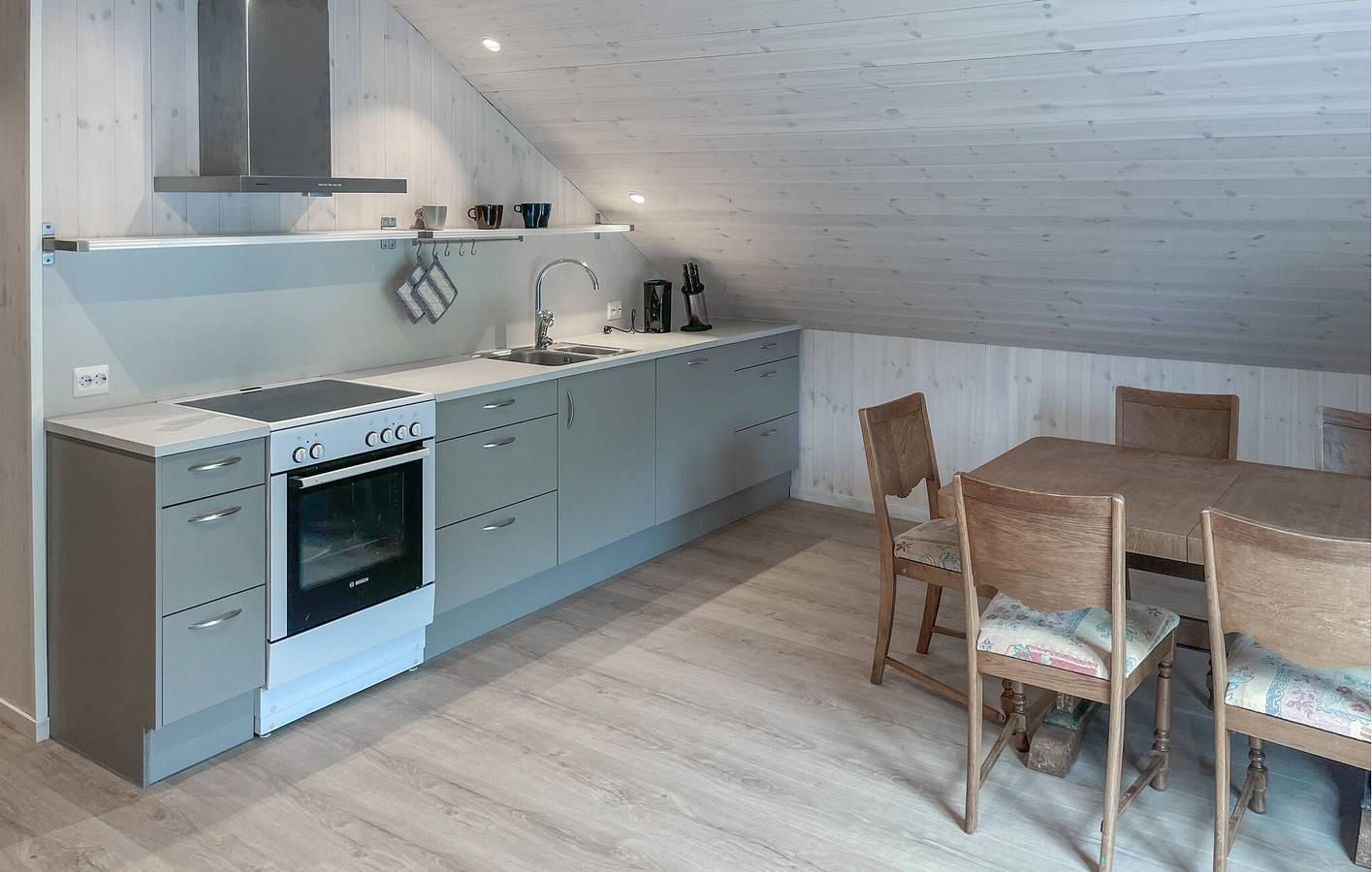 Feriehus for 5 personer med hage in Kvinesdal 