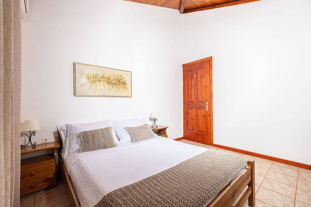 Cozy Holiday House - 5 minutes away from the beach Kalamaki, Zakynthos in Kalamaki, Zakynthos