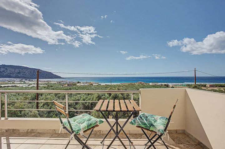 Casa de vacaciones 'Remvi House Sea and Mountains View' con vistas al mar, Wi-Fi y aire acondicionado in Lasithi