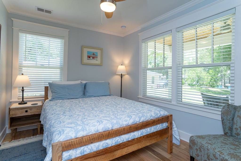 Peaceful cottage close to downtown Beaufort, Sc in Beaufort, Beaufort County