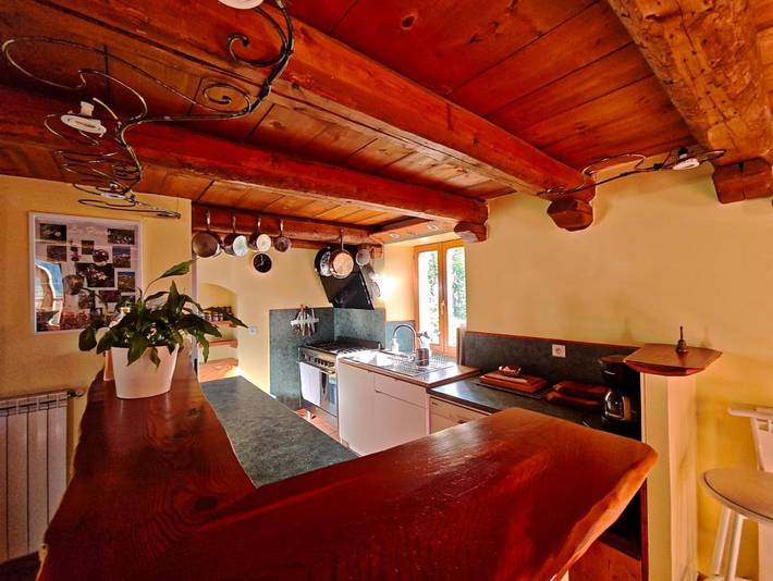 Location de vacances pour 6 personnes, avec Balcon et Terrasse ainsi que Sauna et Vue à Fontan - 2