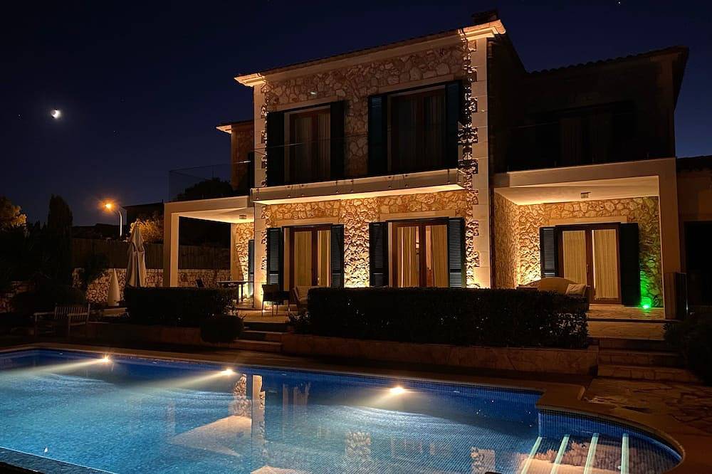 Dream Villa, Luxe Met Geweldig Uitzicht Op Zee; 4 Dubbele Kamers, Zwembad, Strand Nabij in Cala Murada, Manacor