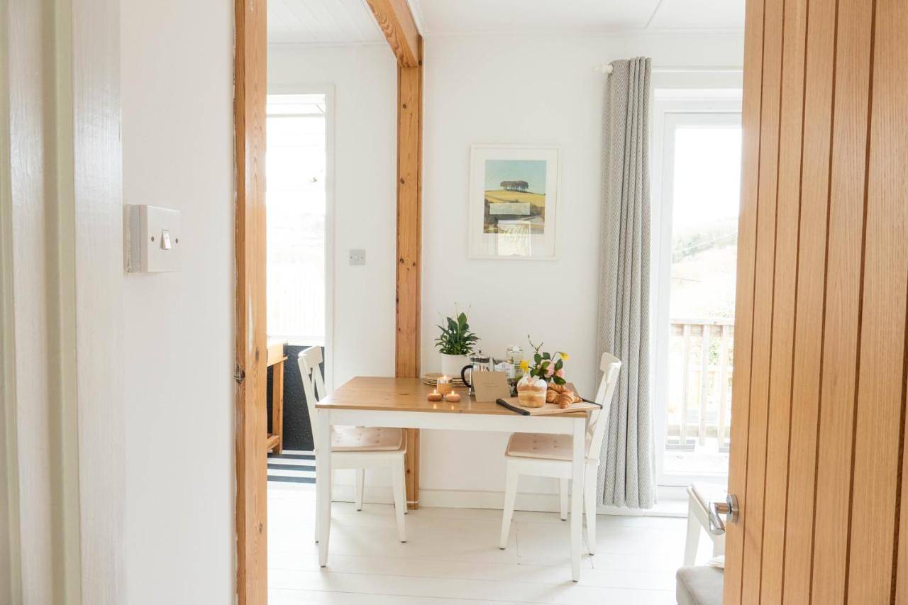 Entire apartment, Hoblyns Cove in Holywell Bay, Cornwall