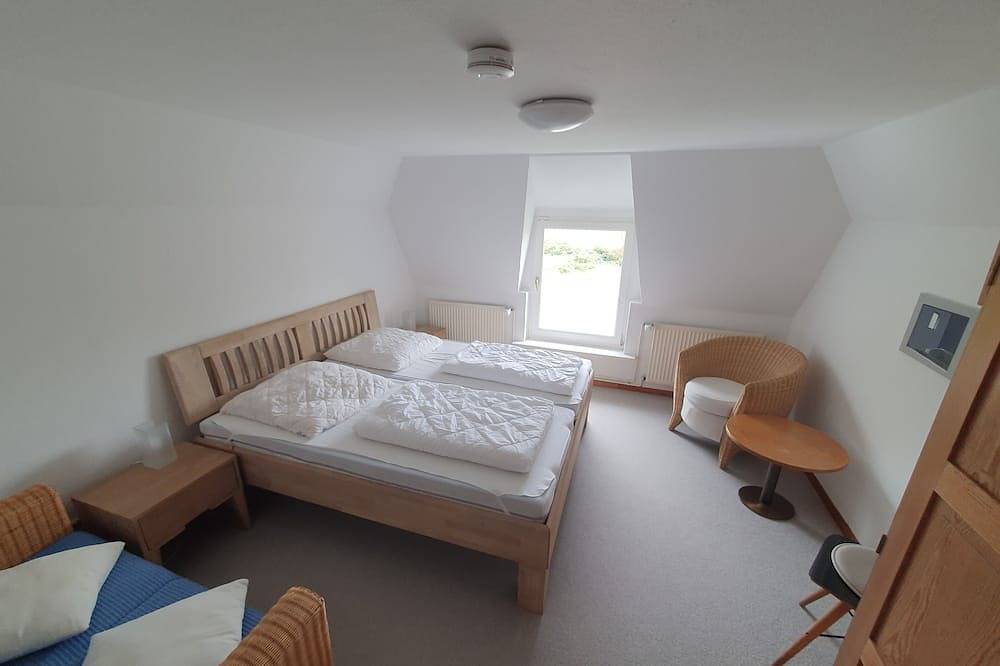 Ganze Wohnung, Strandvergnügen und Weltnaturerbe – traumhafte Alleinlage in St. Peter-Ording in St. Peter-Ording, Eiderstedt