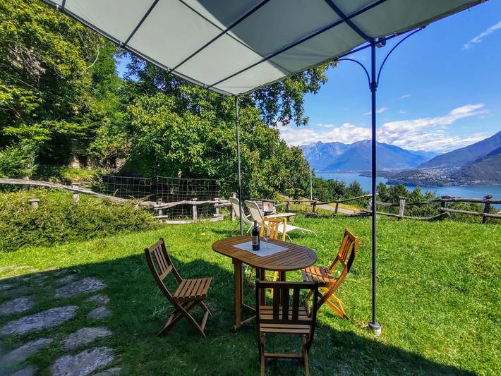 Ferienhaus für 2 Personen, mit Terrasse und Seeblick sowie Garten in Pianello del Lario - 4