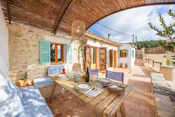 Villa in Puigpunyent, Serra de Tramuntana für 2 