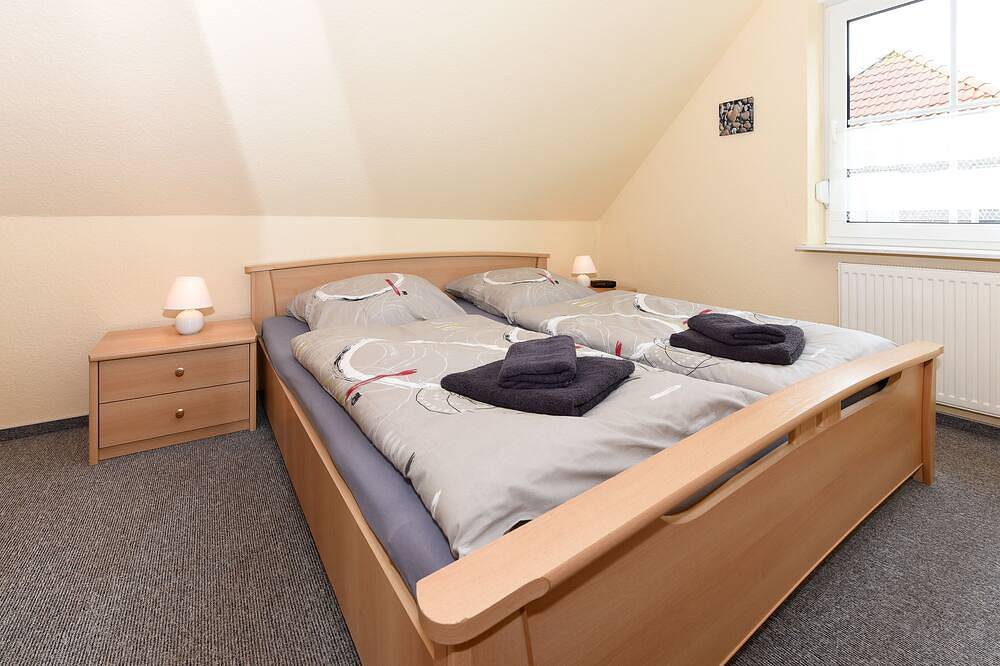 Ganze Wohnung, Ferienwohnung Oberdeck im Haus Seute Deern - Ferienwohnung Oberdeck in Carolinensiel-Harlesiel, Wittmund