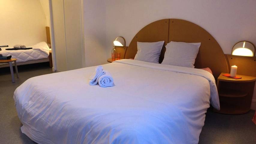 Parc de vacances pour 4 personnes, avec balcon ainsi que piscine et bassin pour enfant dans Le Lioran - 4