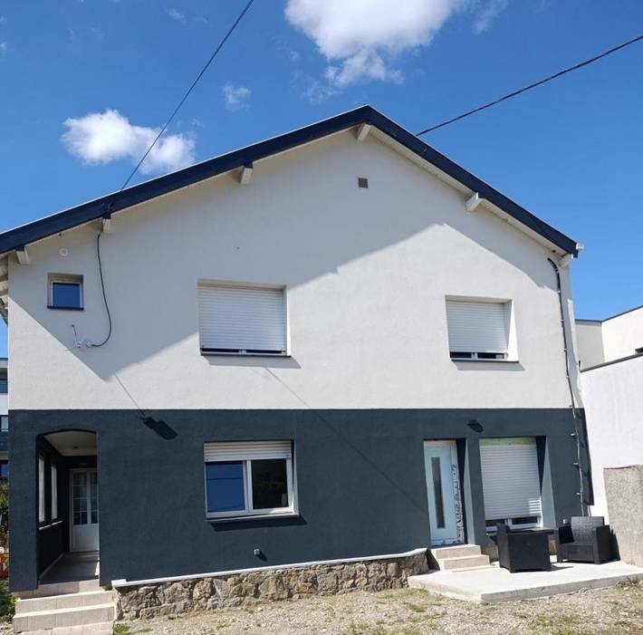 Gîte pour 2 personnes, avec vue ainsi que jardin et terrasse dans Sierentz
