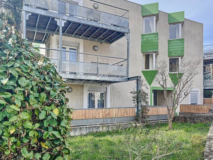 Apartamento entero, Apartamento con Terraza, Cerca del Centro y Termas en Lamalou-les-Bains in Lamalou-les-Bains, Region de Béziers