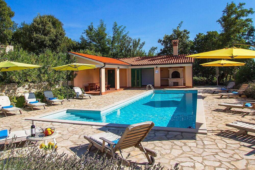Casa vacanza a Arsia a partire da 244€ a notte