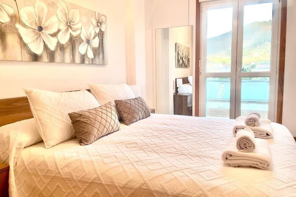 Entire apartment, Apartment With Sea View in Viveiro, Galician Coast