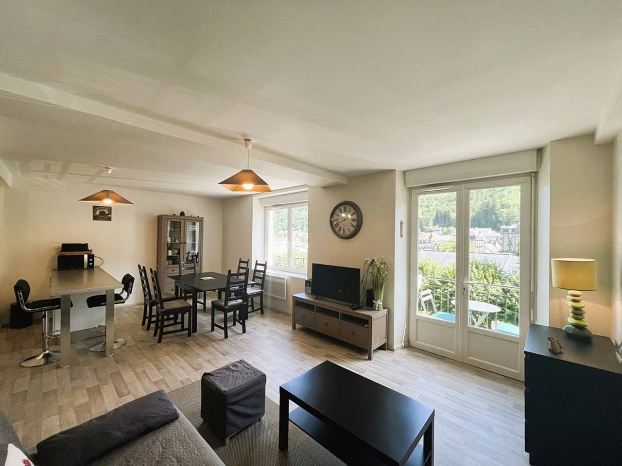 Appartement entier, T2 Bis rénové au Mont-Dore avec wifi proche des Thermes in Mont-Dore, Parc naturel régional des Volcans d'Auvergne