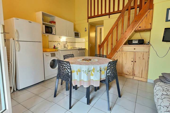 Location de vacances pour 4 personnes, avec piscine et jardin, adapté aux familles dans Plage du Casino - 3