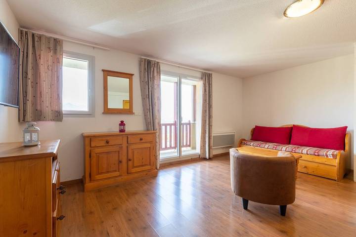 Gîte pour 8 personnes, avec balcon à Germ - 2