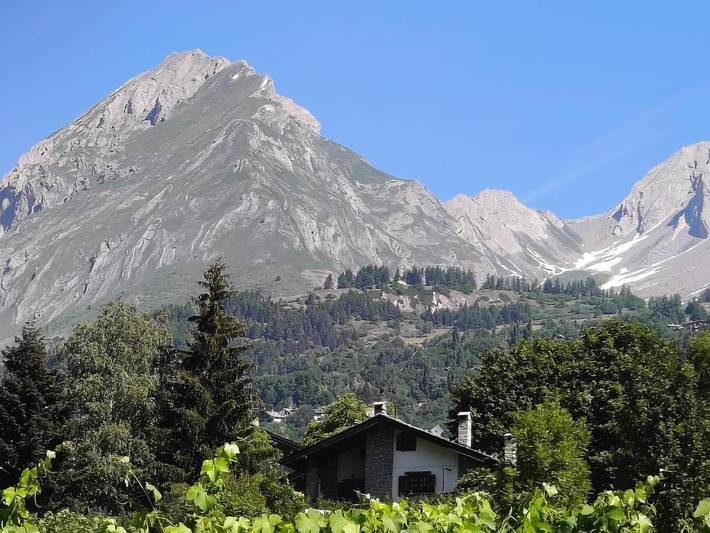 Gîte pour 5 personnes, avec vue et jardin dans La Salle - 2