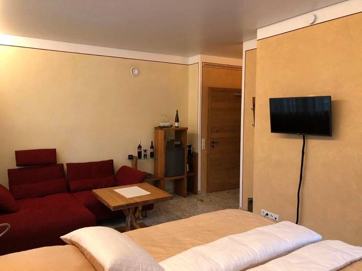 Hotel für 4 Personen, mit Balkon und Terrasse sowie Garten und Ausblick in Hambach (Neustadt) - 4