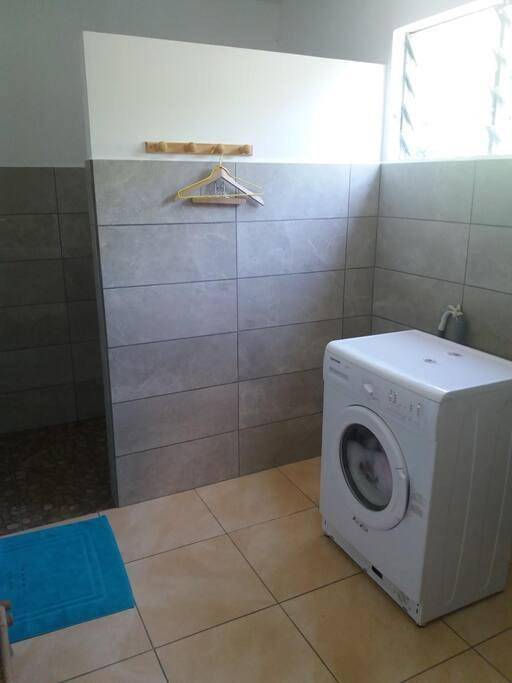 Location de vacances pour 9 personnes, avec jardin dans Sainte-Anne (Reunion) - 4