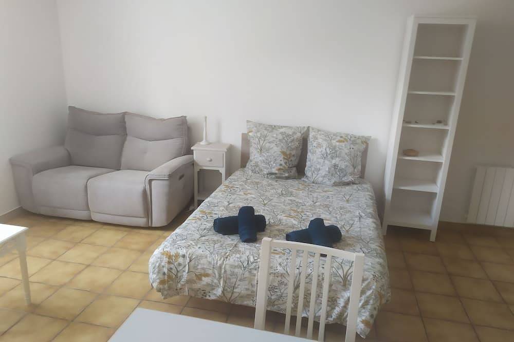 Entire apartment, Spacious, Brand-New, Very Bright And Tastefully Decorated Kessler Studio. in Guebwiller, Parc naturel régional des Ballons des Vosges