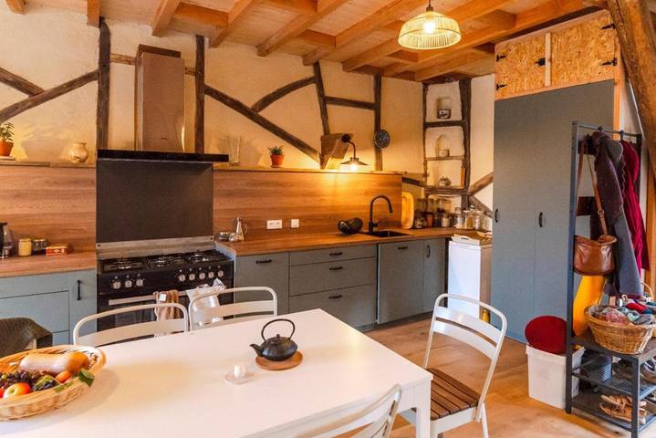 Location de vacances pour 9 personnes, avec terrasse et jardin à Saint-Pardoux-Corbier - 2